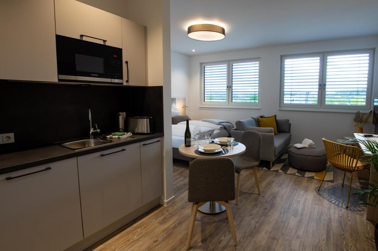 Livin63 Studio Apartments Hösbach Buitenkant foto